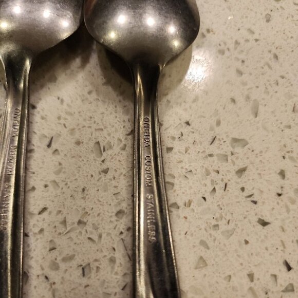 6 Oneida Custom Stainless Iced Tea Spoons Flatware Dessert Roseanne Rose 1991 - Picture 7 of 8